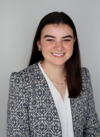 Annabelle Hill headshot